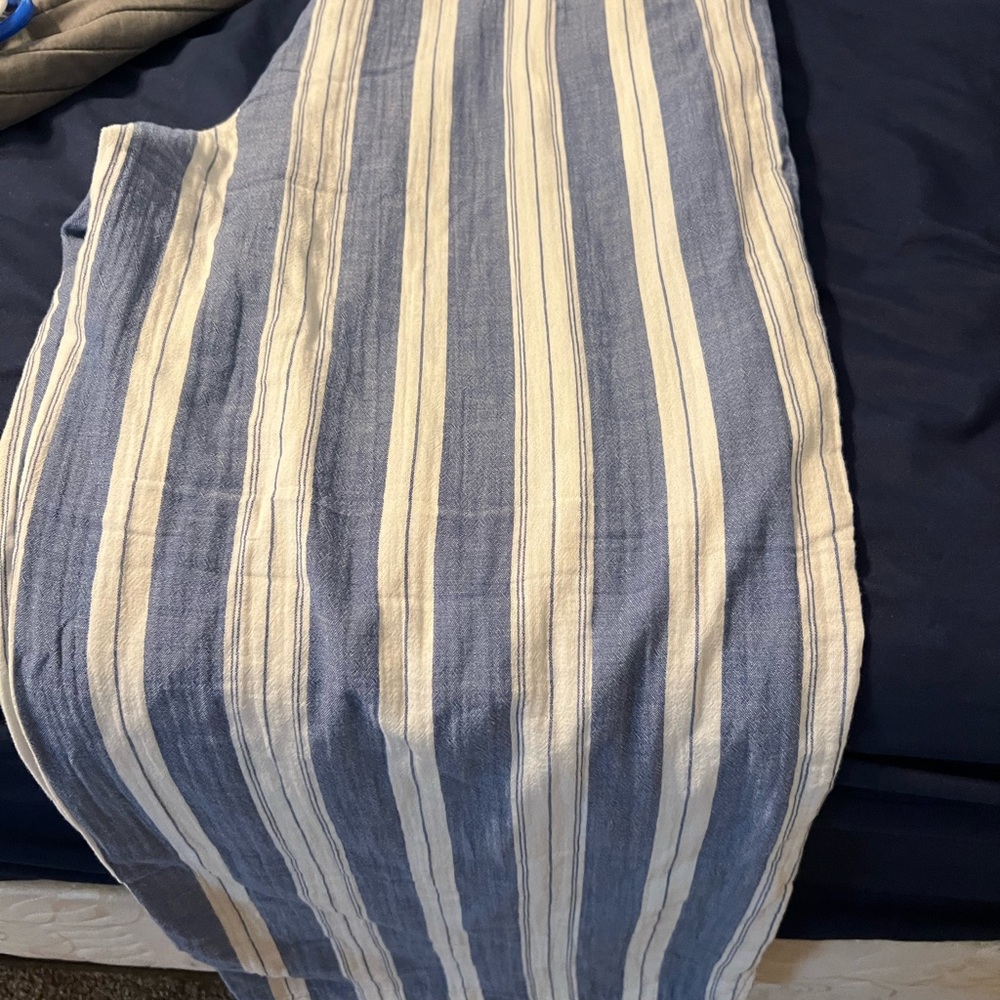 Old Navy Blue and White Striped Wide Leg Pants